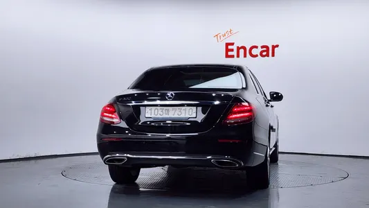Mercedes-Benz E-Class W213 E300 2019 4