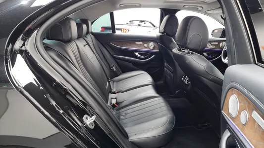 Mercedes-Benz E-Class W213 E300 2019 11