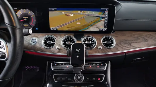 Mercedes-Benz E-Class W213 E300 2019 13