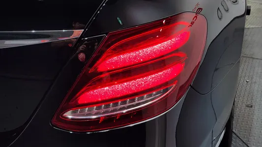 Mercedes-Benz E-Class W213 E300 2019 23