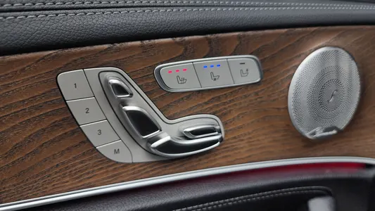 Mercedes-Benz E-Class W213 E300 2019 35