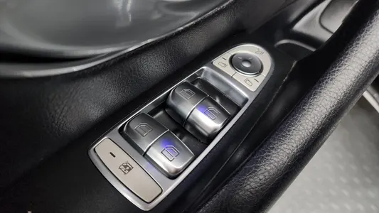 Mercedes-Benz E-Class W213 E300 2019 30