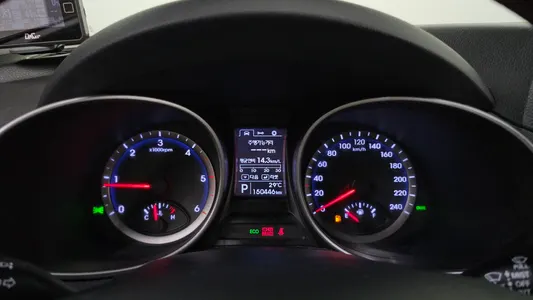 Hyundai DM (e-VGT) 2.0 2WD 2013 8