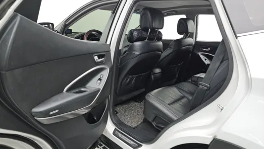 Hyundai DM (e-VGT) 2.0 2WD 2013 26