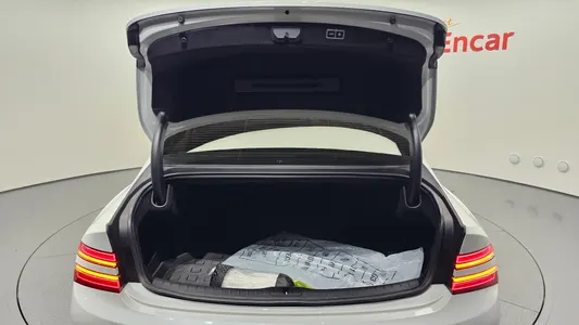 Genesis G80 (RG3) 2.5 AWD 2023 18
