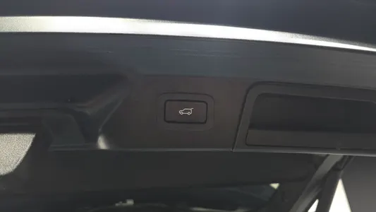Land Rover 레인지로버 벨라 2.0 D240 R- SE 2019 20