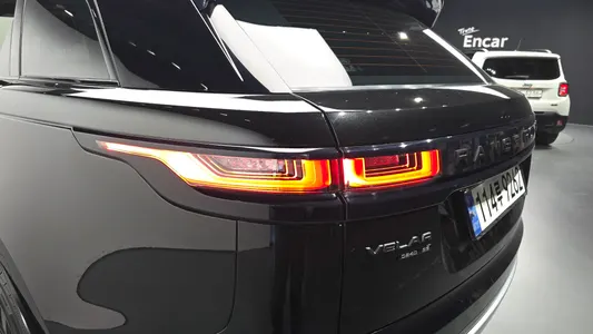 Land Rover 레인지로버 벨라 2.0 D240 R- SE 2019 23