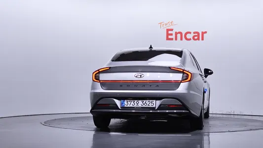 Hyundai (DN8) 2.0 LPG() 2021 4