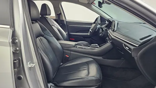 Hyundai (DN8) 2.0 LPG() 2021 11