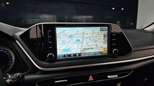 Hyundai (DN8) 2.0 LPG() 2021 16