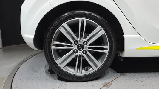 Kia (JA) 2017 5