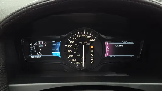 Lincoln MKX 3.7 AWD 2010 8