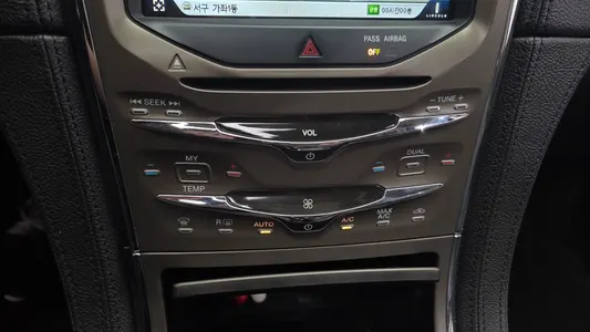 Lincoln MKX 3.7 AWD 2010 16