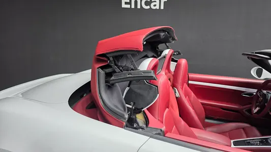 Porsche 718 2.5 GTS 2019 11