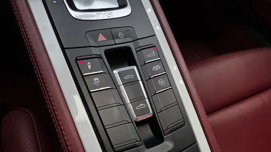Porsche 718 2.5 GTS 2019 14