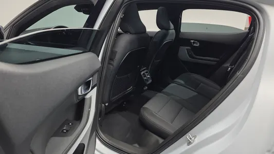 Polestar 2 2024 26