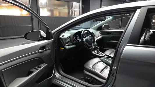 Hyundai AD 1.6 GDI 2015 10