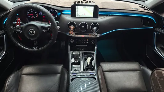 Kia Stinger 2.0 AWD 2017 7