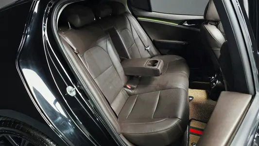 Kia Stinger 2.0 AWD 2017 11