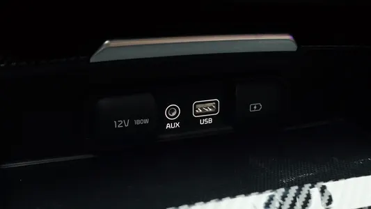 Kia Stinger 2.0 AWD 2017 13