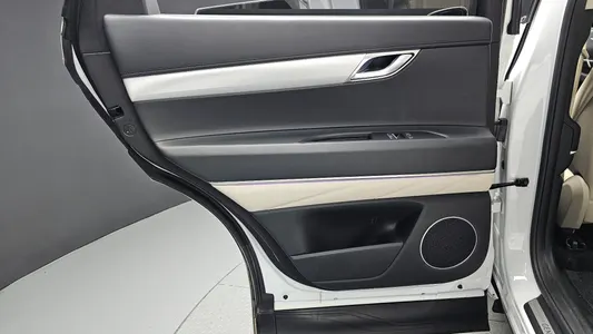 Genesis GV80 2.5T AWD 2023 25
