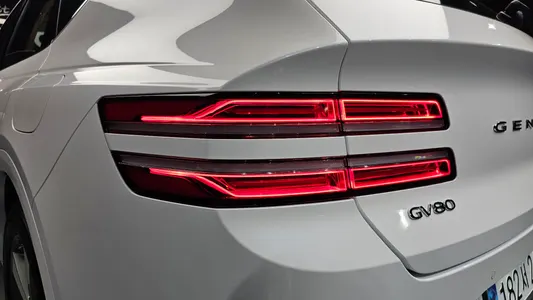 Genesis GV80 2.5T AWD 2023 23