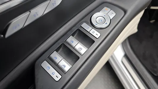 Genesis GV80 2.5T AWD 2023 38