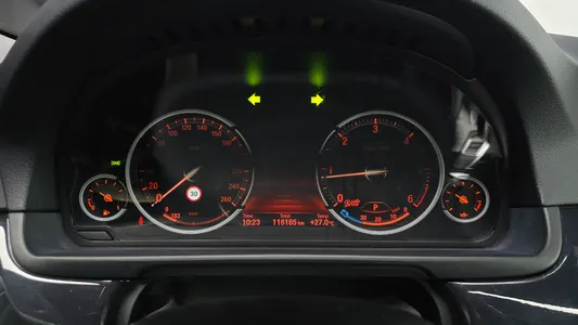 BMW 5 Series (F10) 520d M 2015 7