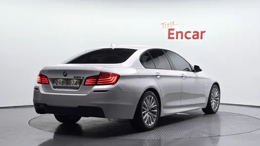 BMW 5 Series (F10) 520d M 2015