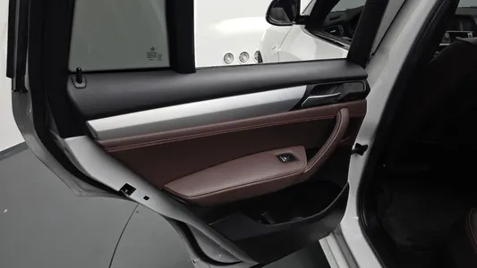 BMW X4 (F26) xDrive20d M 2018 25