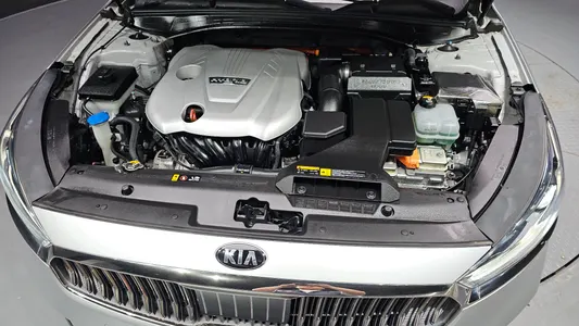 Kia K7 2018 6