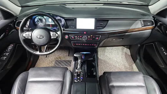 Kia K7 2018 7