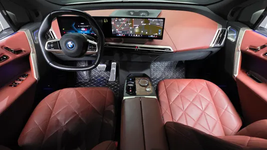 BMW iX xDrive M60 2023 7
