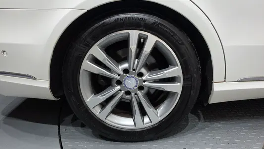 Mercedes-Benz E-Class W212 E220 CDI 2014 5