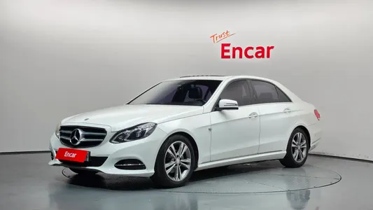 Mercedes-Benz E-Class W212 E220 CDI 2014
