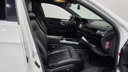Mercedes-Benz E-Class W212 E220 CDI 2014 11