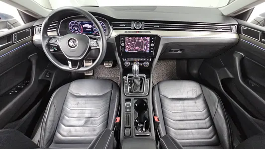 Volkswagen 아테온 2.0 TDI 2019 7