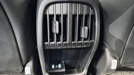 Hyundai (SX2) 2025 31