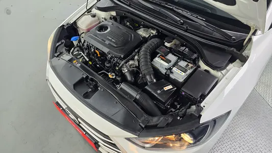 Hyundai AD 1.6 e-VGT 2016 6