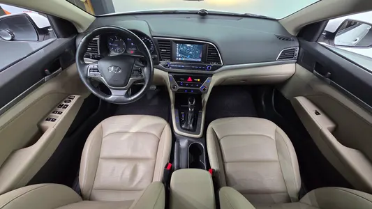 Hyundai AD 1.6 e-VGT 2016 7