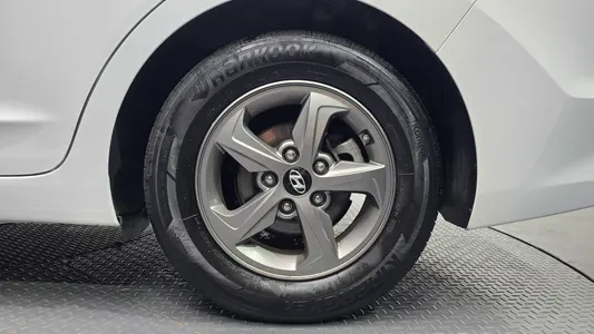 Hyundai AD 1.6 e-VGT 2016 21