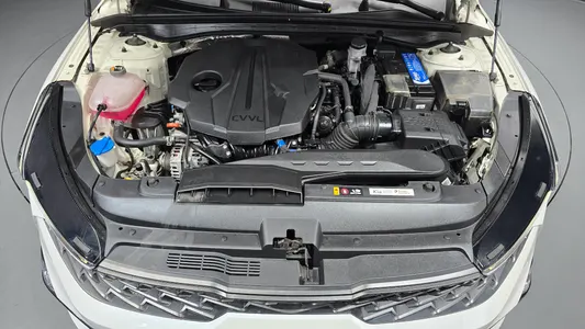 Kia K5 3 2.0 2022 6