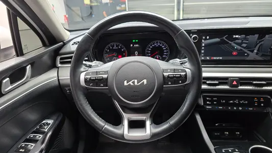 Kia K5 3 2.0 2022 13