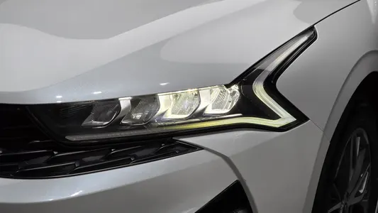 Kia K5 3 2.0 2022 22