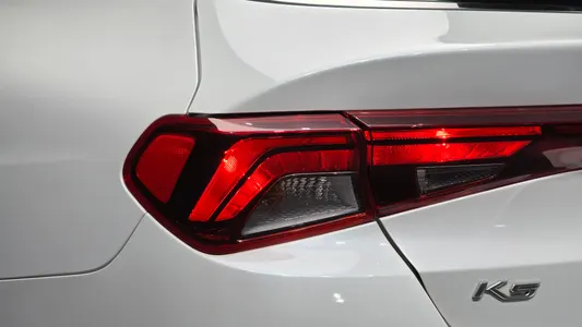 Kia K5 3 2.0 2022 23