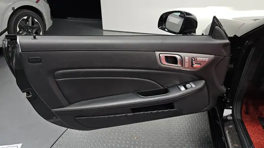 Mercedes-Benz SLC-Class R172 AMG SLC43 2017 24