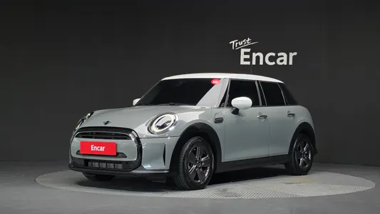 MINI 5 2022