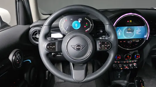 MINI 쿠퍼 5 2022 14