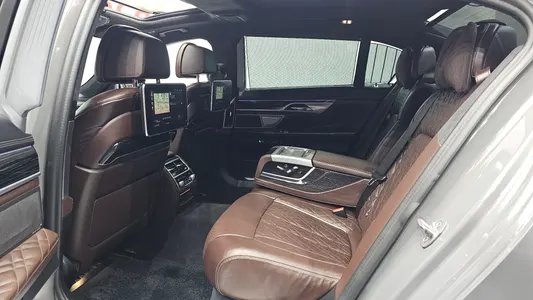 BMW 7 Series (G11) 740Li xDrive M 2021 30