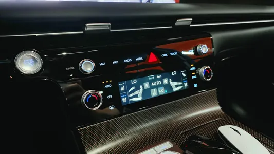 Genesis G80 (RG3) 2.5 AWD 2025 14